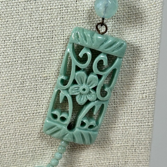 Vintage long wire-linked beaded necklace molded celluloid lightweight 34” clasp - Picture 4 of 7